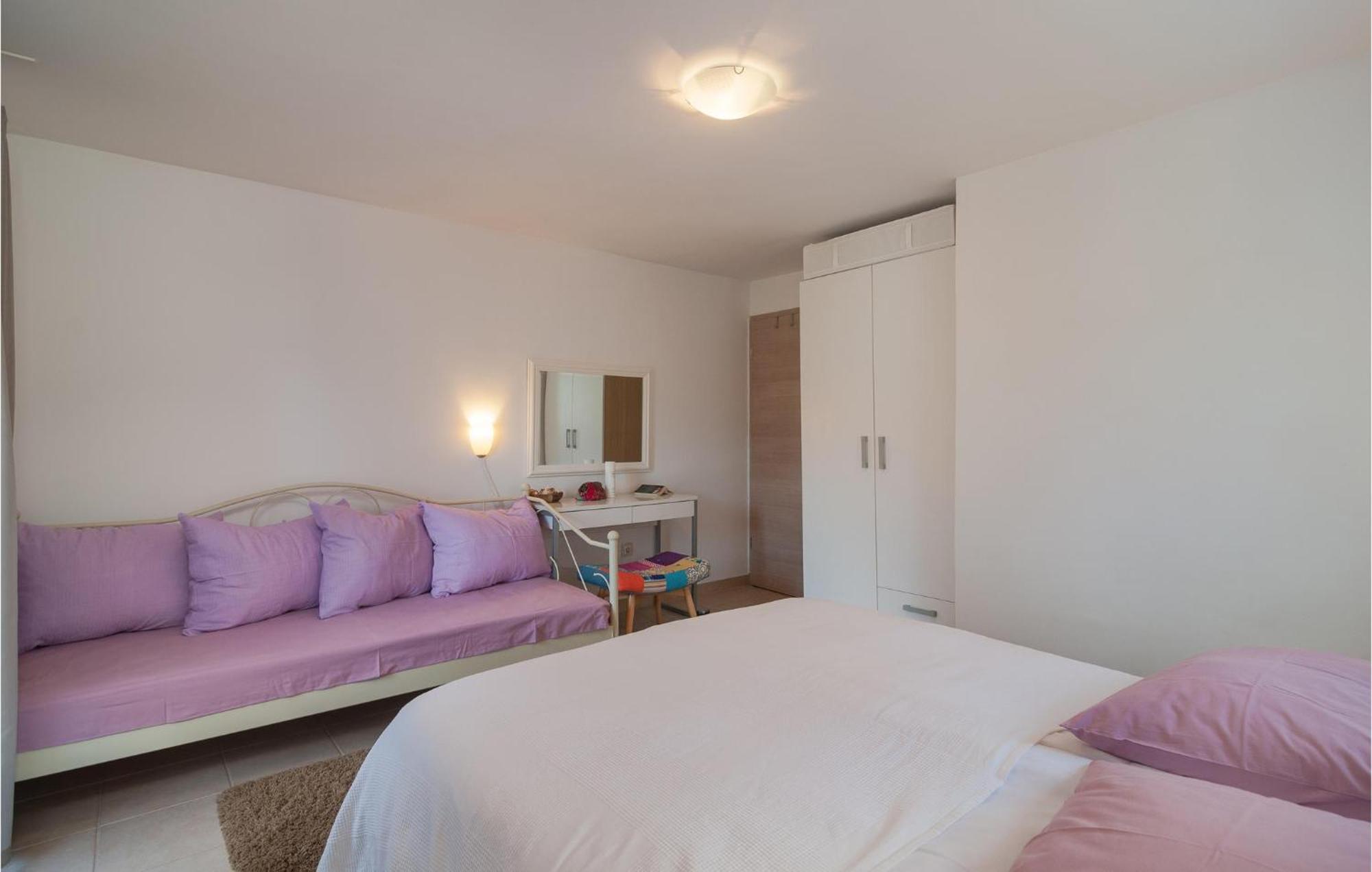 Cozy Home In Mudri Dolac With Kitchen Basina Esterno foto